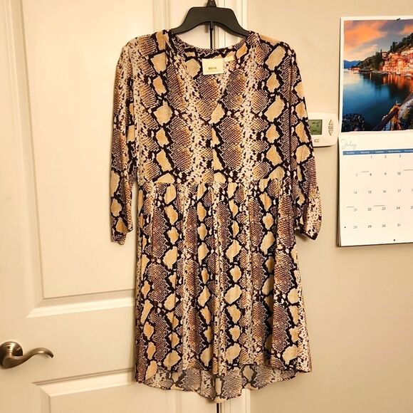 Maeve by Anthropologie "Juno" V-Neck 3/4 Sleeve Brown Snakeskin Dress Size M - Picture 1 of 7